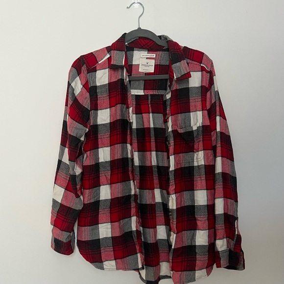 American Eagle Outfitters Tops - American Eagle Red and Black Plaid Flannel Shirt